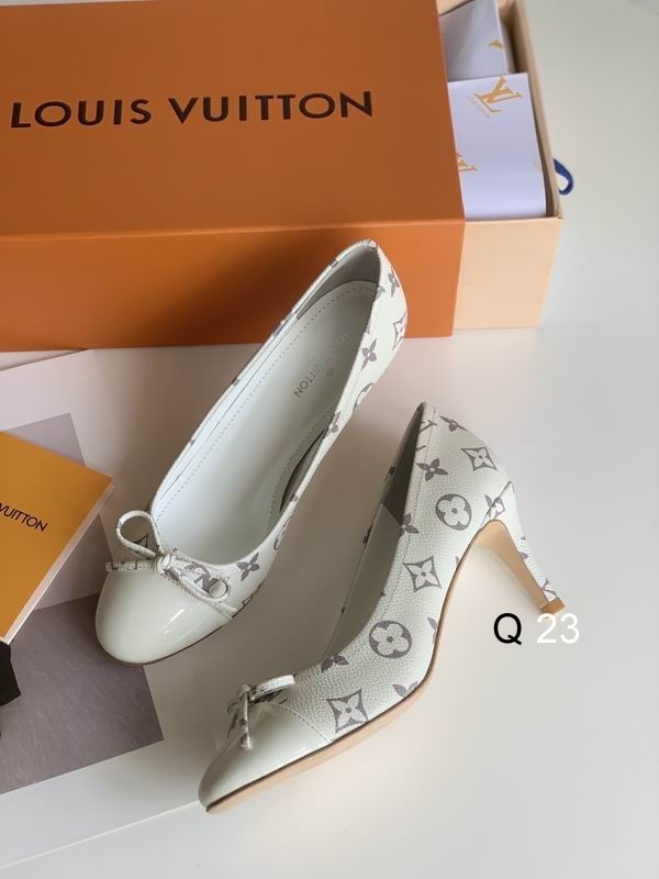 LV Women's Shoes 166